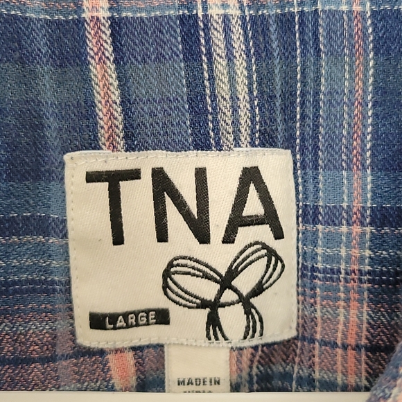 TNA Boyfriend plaid button down, sz L - Picture 2 of 4